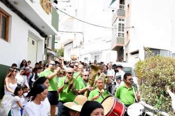 La X edición de la Traída Infantil del Agua, un éxito (Foto Antonio Alí)